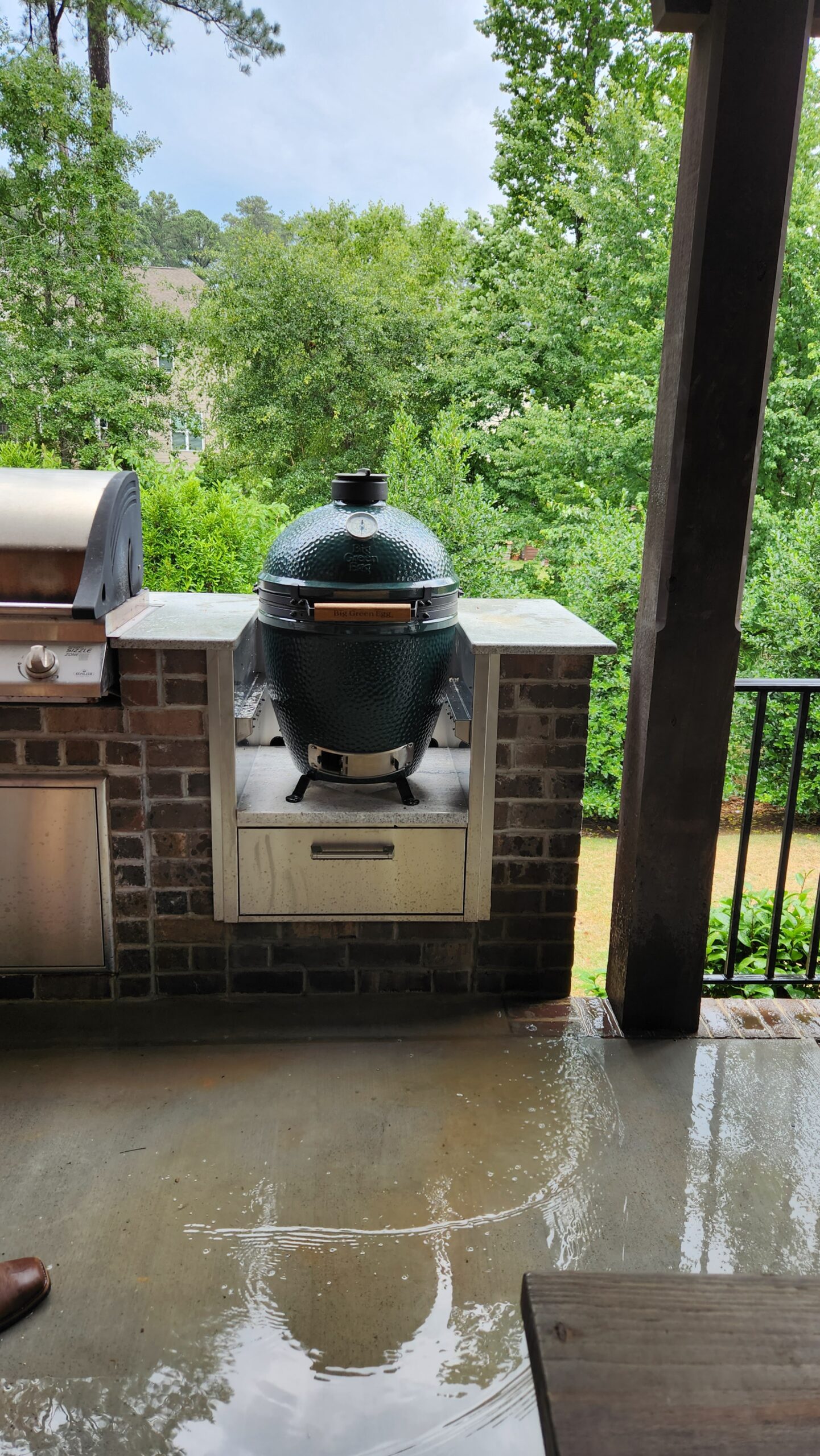 masonry outdoor kitchen